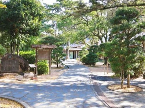 明治維新の志士を育てたことで知られる吉田松陰を祀る松陰神社