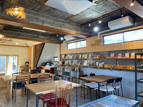 白湖店内の様子