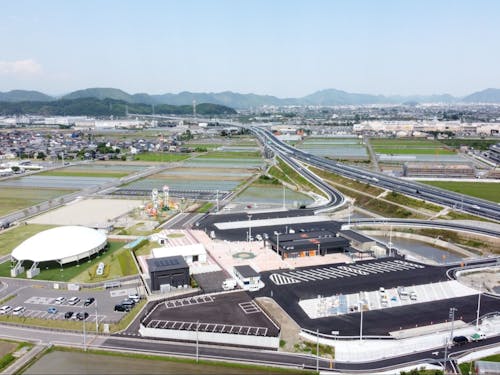 交通インフラから地域拠点整備まで流動性を促しています。