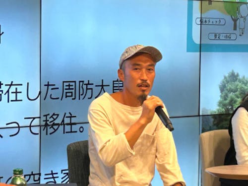 セミナーで「ワクワク」についてお話しする奥野さん