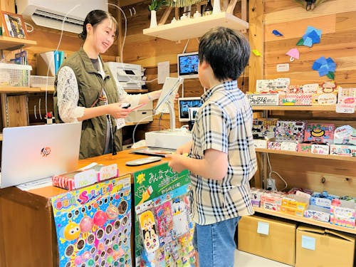 駄菓子屋対応中!