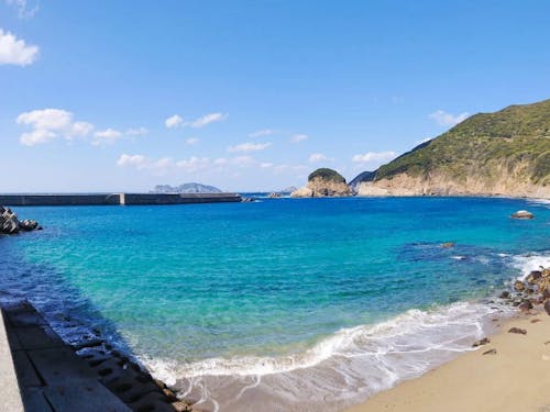 有人の離島の釣りもおすすめ!休日は近隣の自然を満喫して