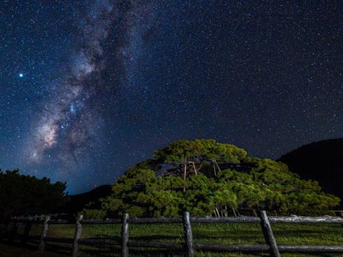 天気が良ければ年中見れる天の川!