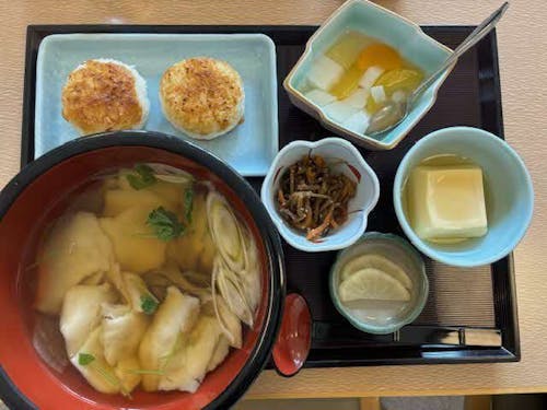 花巻の郷土料理 ひっつみ(道の駅「石鳥谷」りんどう亭大食堂)