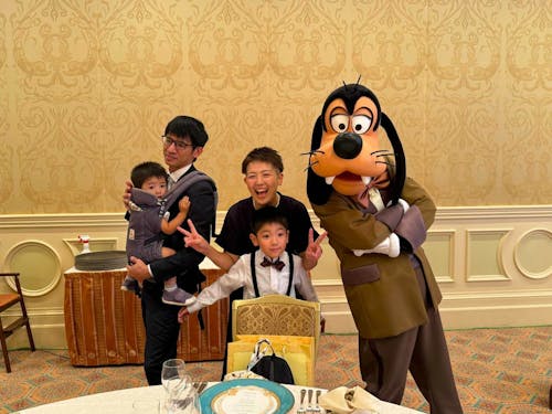 ご家族と一緒に(名嘉村さんご提供)