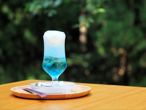 森を眺めながらいただくソーダが美味しすぎる。