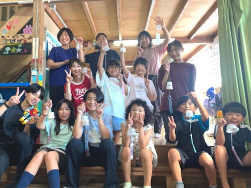 放課後体験クラブの子どもたち・大学生のボランティアスタッフ