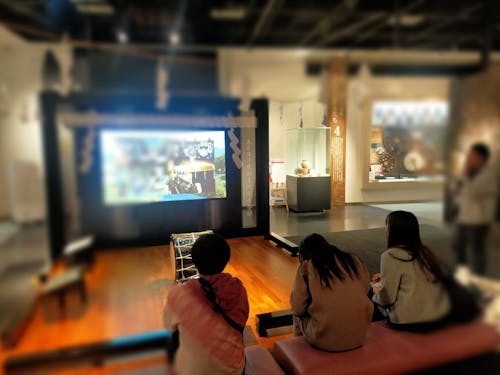 ユネスコ無形文化遺産である「早池峰神楽」について学びました