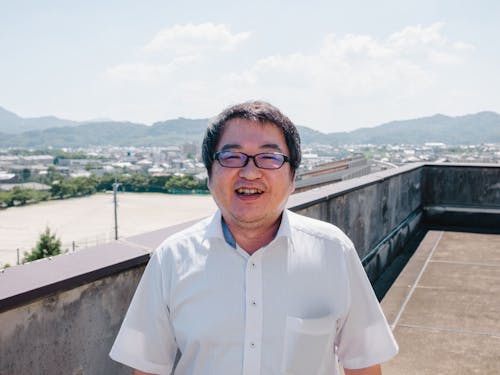 副課長の西田です。保健師たちの地域に出たい思いを叶えるため、力を貸してください!