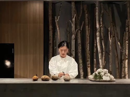 煙に巻かれた湯治宿がコンセプトのお宿です。