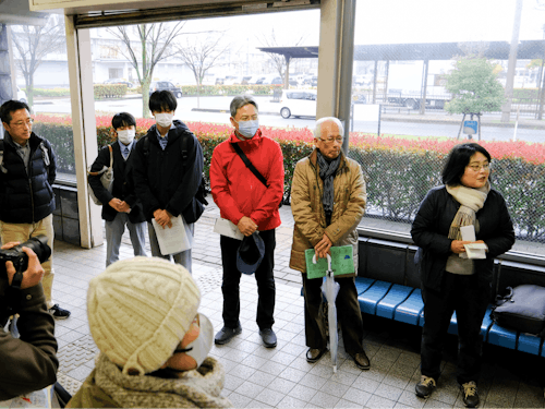 高校生から高齢者まで多くの方が一緒に地域を学ぶ