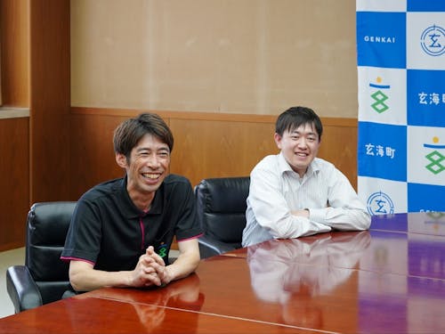 岩下(写真左)、山下(写真右)