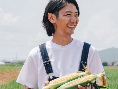 一株一果トウモロコシは期間限定、継ノ農園の目玉野菜。テレビで取り上げられたことも