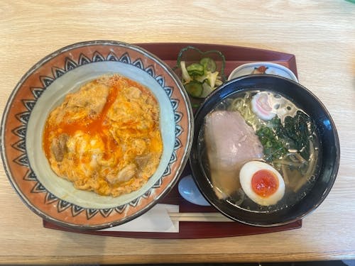 川俣の味覚をぎゅっと詰め込んだ、町自慢の親子丼