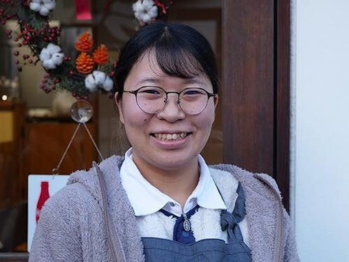 oncafé totsuna 宮司 君香さん