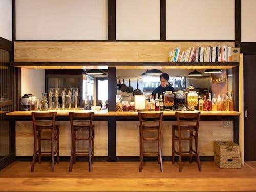 青木さんが運営する「かや山の家」