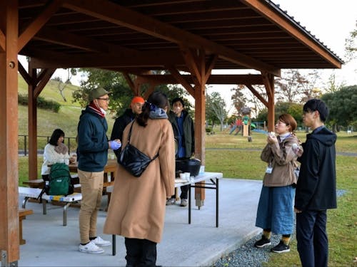昨年の体験会の様子(移住者の話を聞く)