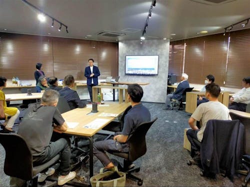 現在、町と住民が一体となり、意識調査やワークショップなどを進めています