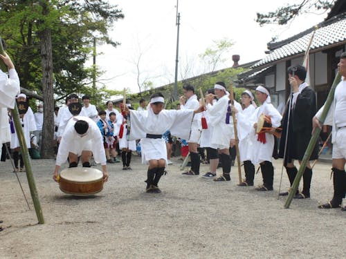 志那のサンヤレ踊り