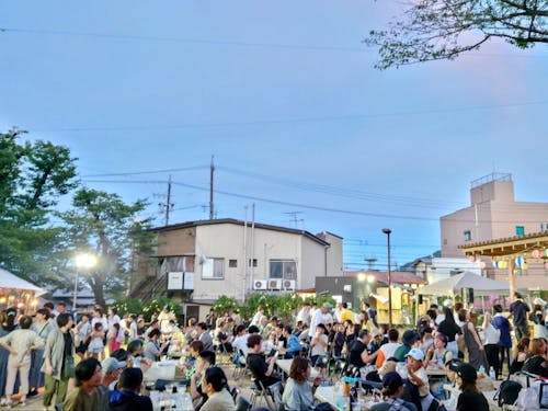 ビヤガーデンなど飲み歩きイベントも!