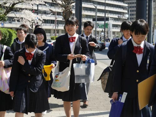 東京遊学ツアー。なんと参加費は2000円。