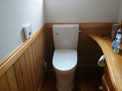 木のぬくもりを感じるトイレ