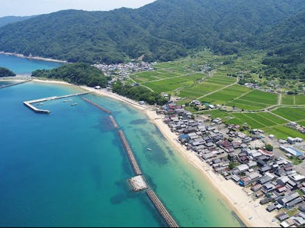 舞鶴の豊かな海と田んぼと漁村。