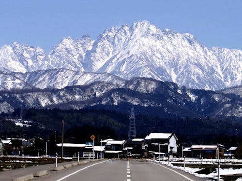 富山県上市町(かみいちまち)剱岳