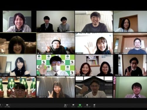 3月のイベント時、参加自治体が集まって記念撮影!