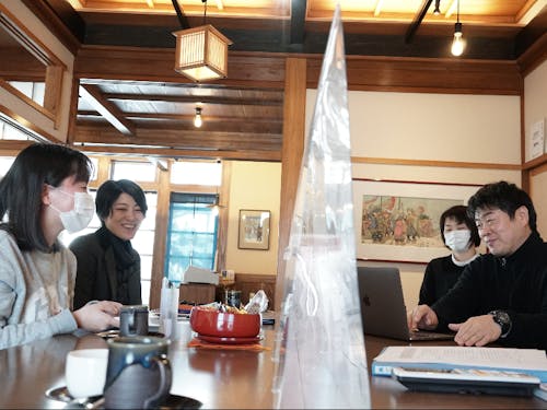 木村社長(右前)と共に約4か月間挑戦します!