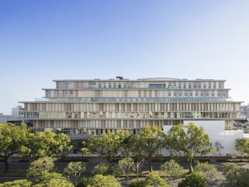 高知市の巨大な図書館＆科学館。館内の様子をご紹介します。