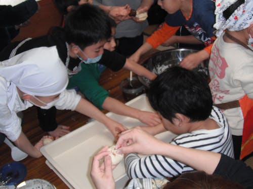 地域の人みんなで豚まん作ったよ