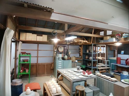 陶芸体験や絵付け体験などもできます!