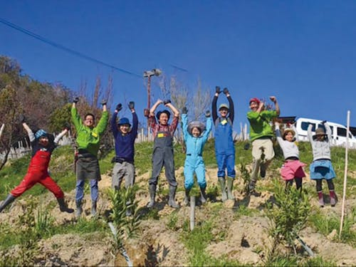 全国にフルーツパーラーを展開している「観音山フルーツガーデン」