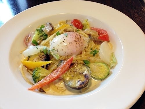 話題のカフェや新鮮な鎌倉野菜を使ったレストランも多数♪《鎌倉》