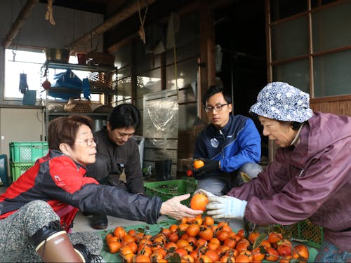 地域の特産品作りのお手伝い