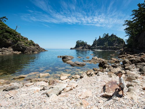 国立公園【浄土ヶ浦】です。人がほとんどいない中で泳ぐのが最高すぎて…!