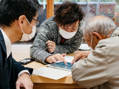 地域の方々とのコミュニケーションは重要な役割。