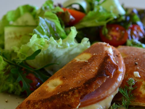 地元の野菜と小麦粉を使ったフォカッチャ