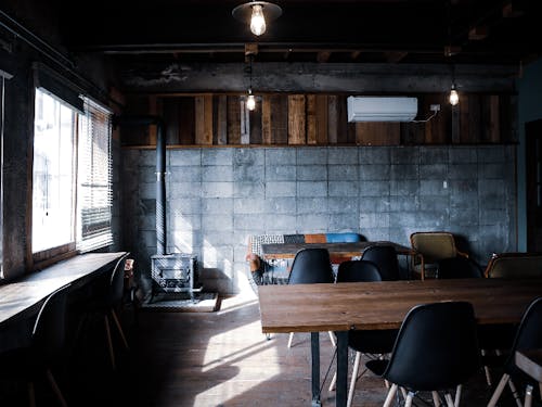 喜茂別に来てくださった際は、こちらのスペースで仕事もできます。