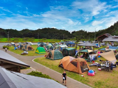 田万川キャンプ場の風景