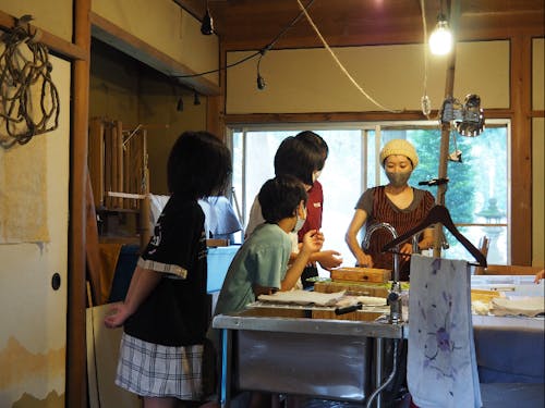 本多秋香さん:地元の小学生に向けたWS