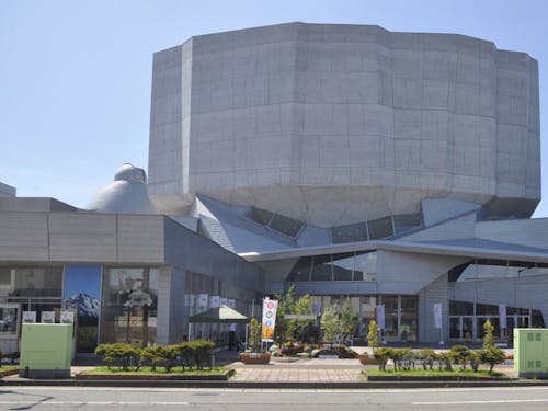 文化交流館カダーレ。サークル活動やイベントが行われています