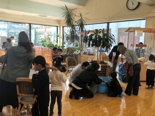 交流促進施設である「あったからんど」で、子ども向けにキッズフェスティバルを開催し、子どもが遊べるスペースを提供!たくさんの人に参加してもらいました。