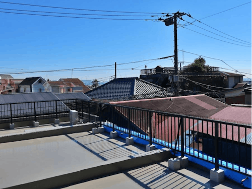 屋上|実に心地よい風を感じることができる