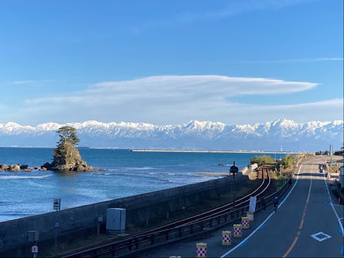 雨晴海岸(高岡市)
