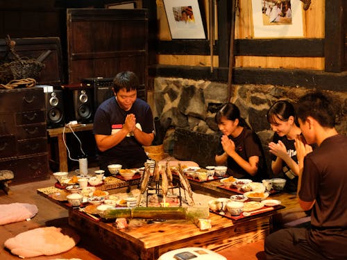 高千穂の郷土料理を伝統的な家庭で味わう体験の創出。