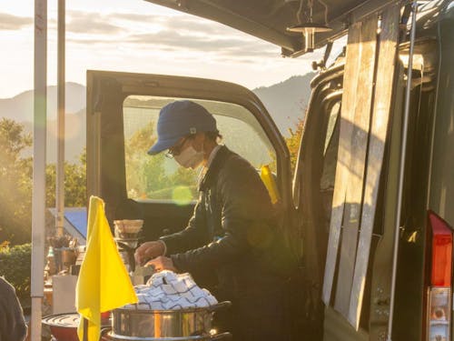 e.g. u.代表 江種 里榮子 さん