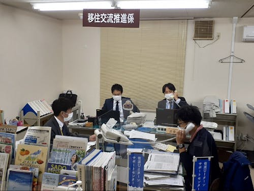 佐渡市移住交流推進課