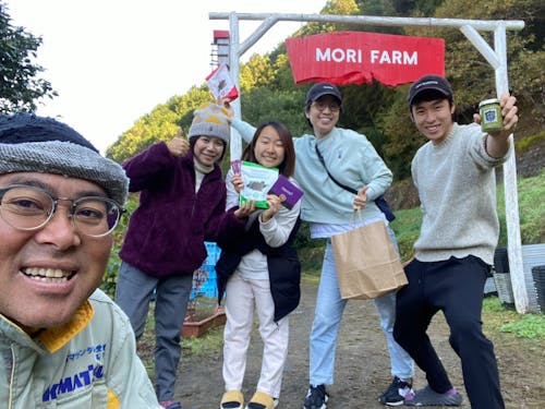近所の農家さんと!